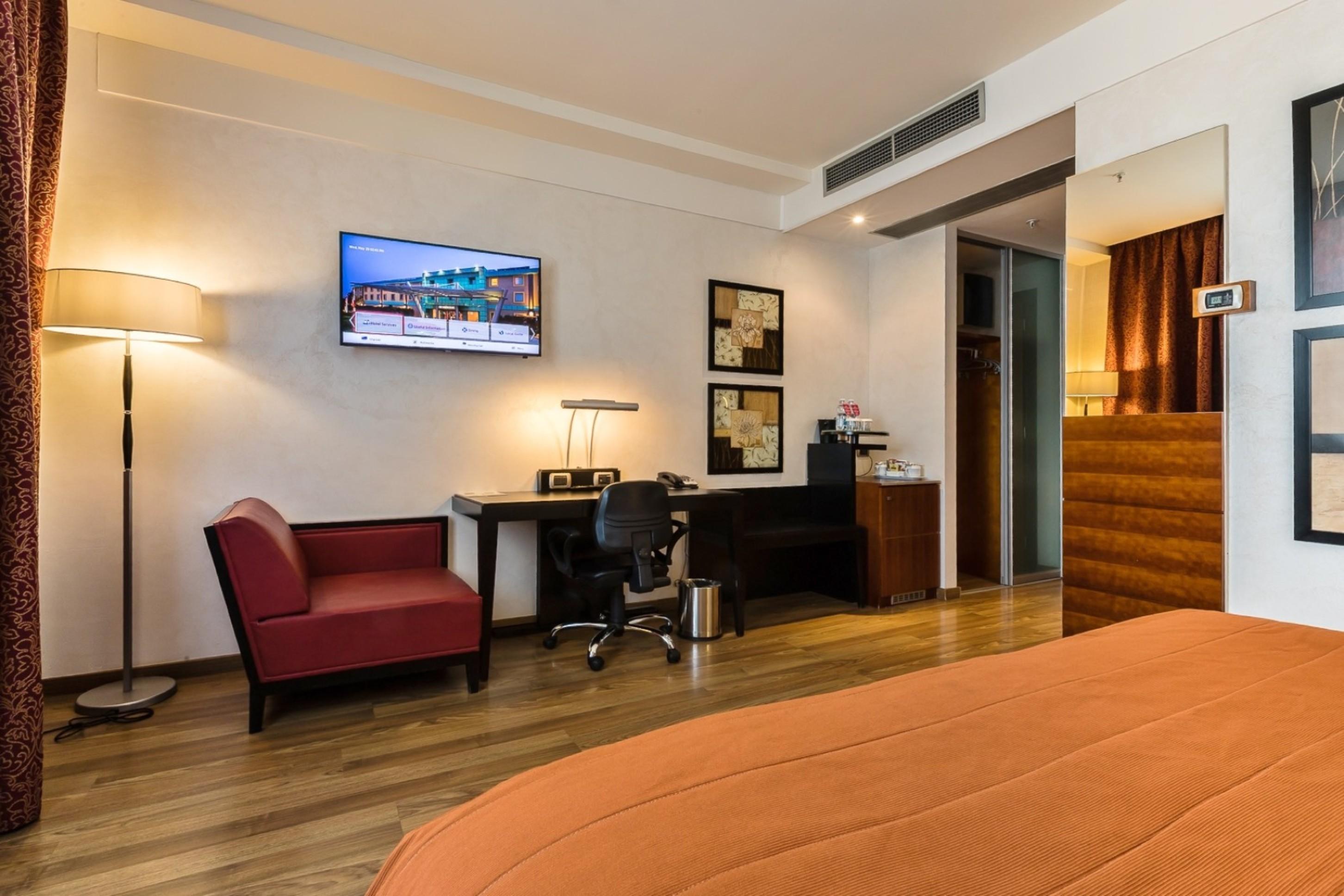 Crowne Plaza Milan - Malpensa Airport By Ihg Hotel Case Nuove  Buitenkant foto