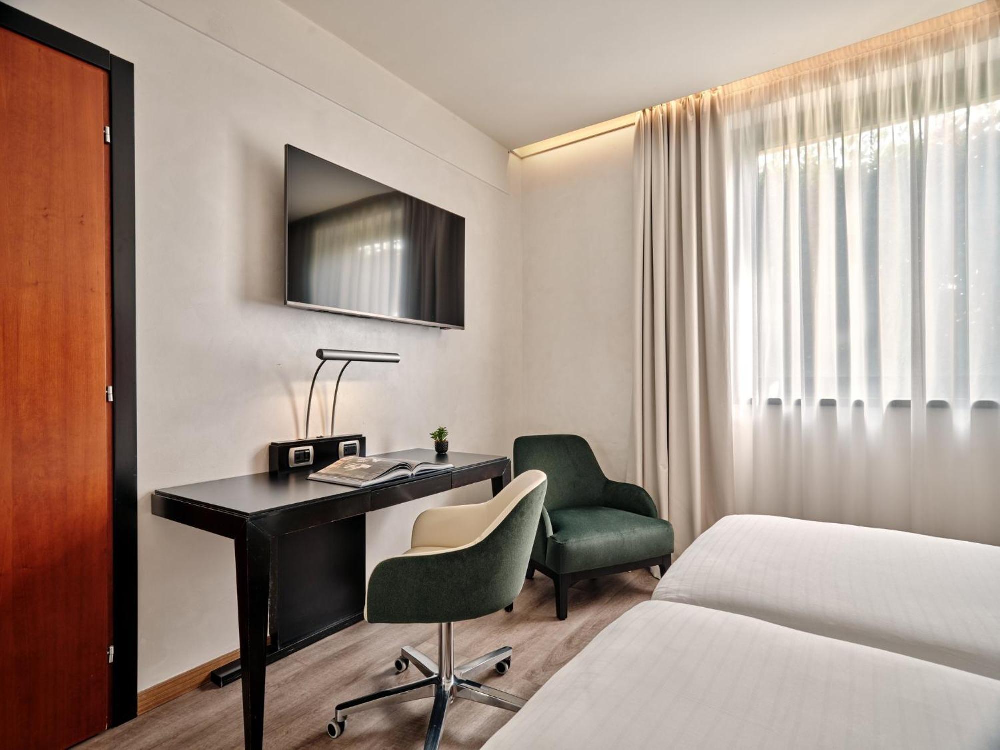 Crowne Plaza Milan - Malpensa Airport By Ihg Hotel Case Nuove  Buitenkant foto