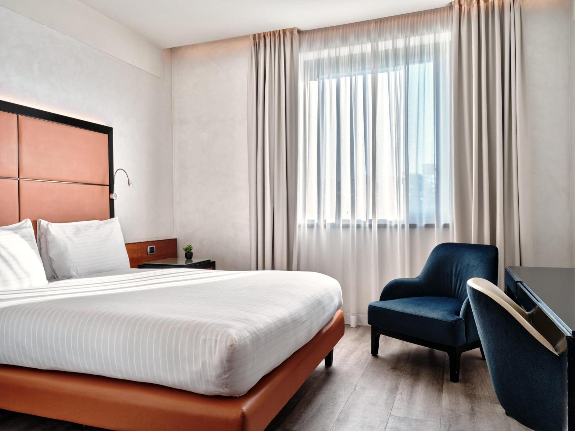 Crowne Plaza Milan - Malpensa Airport By Ihg Hotel Case Nuove  Buitenkant foto