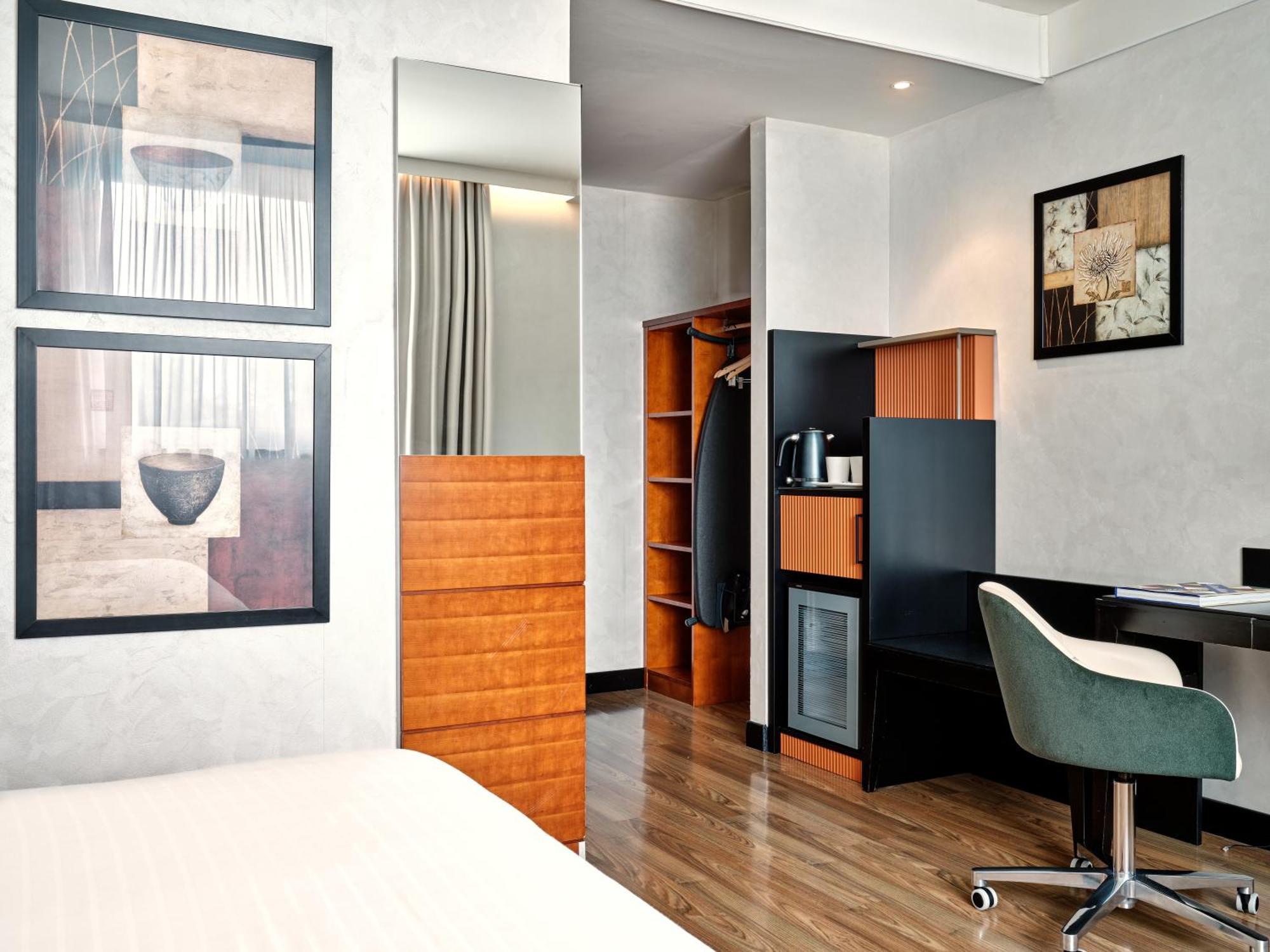 Crowne Plaza Milan - Malpensa Airport By Ihg Hotel Case Nuove  Buitenkant foto