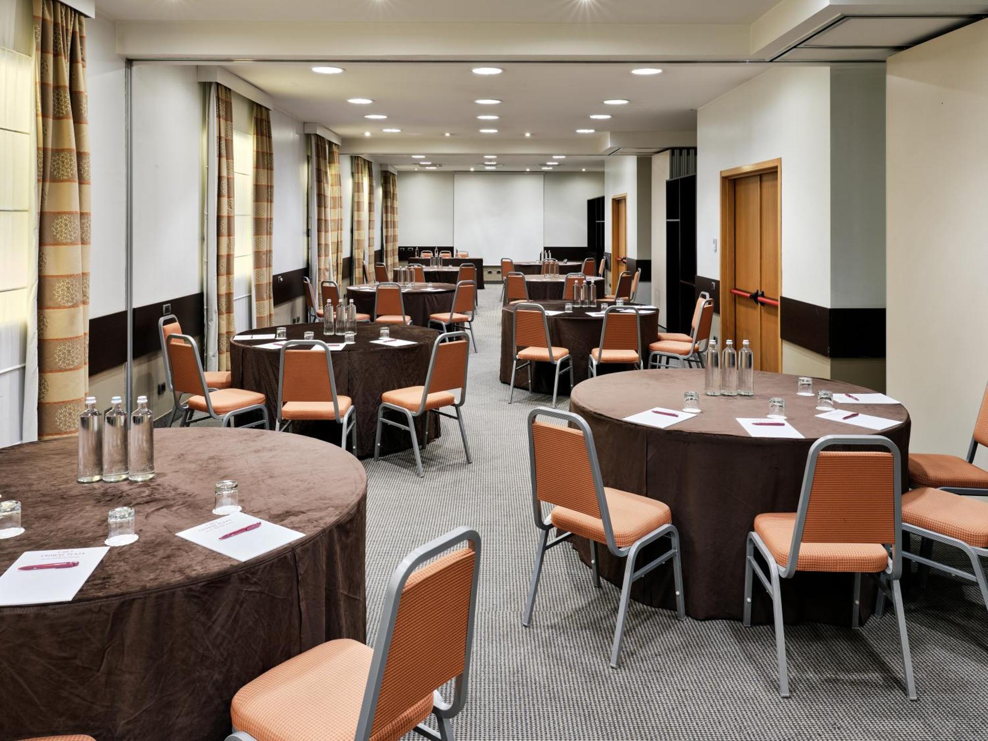 Crowne Plaza Milan - Malpensa Airport By Ihg Hotel Case Nuove  Buitenkant foto