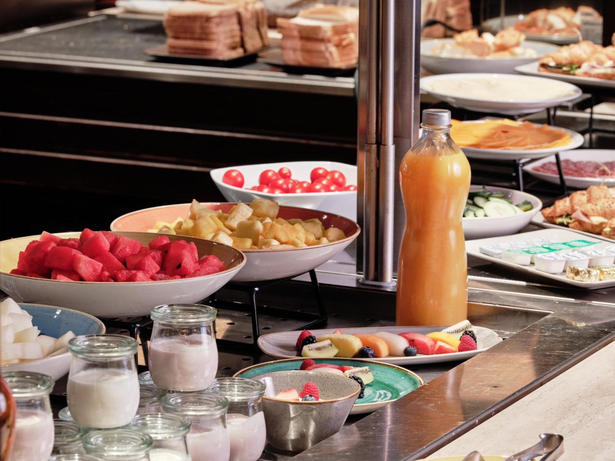 Crowne Plaza Milan - Malpensa Airport By Ihg Hotel Case Nuove  Buitenkant foto