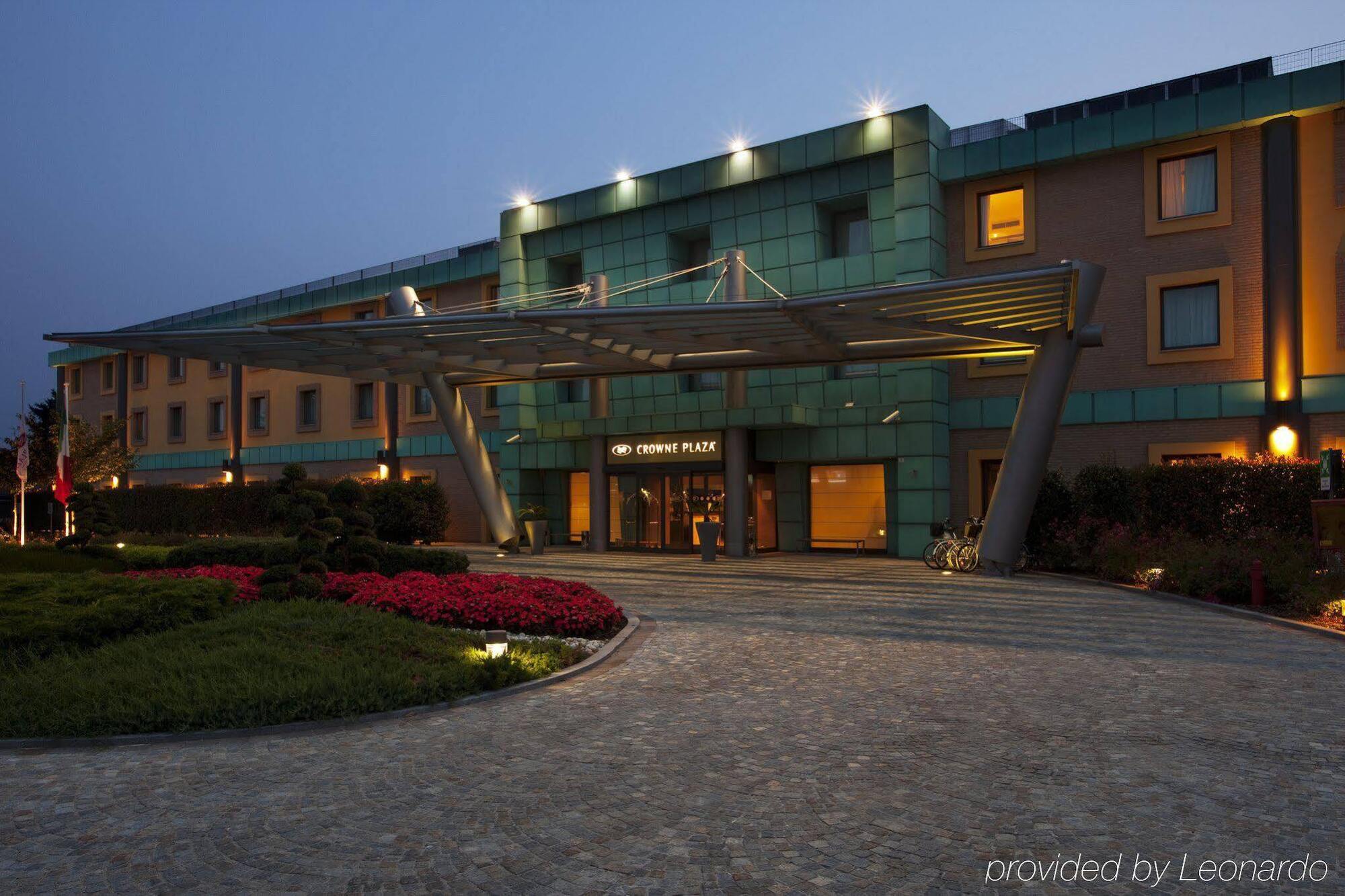 Crowne Plaza Milan - Malpensa Airport By Ihg Hotel Case Nuove  Buitenkant foto